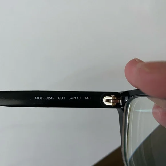 Versace Glasses - Picture 12 of 13